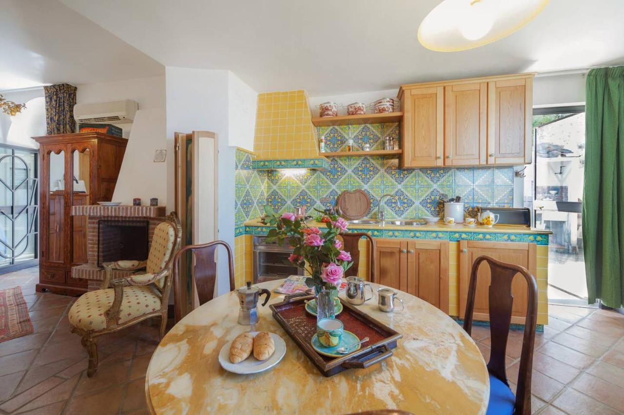 Villa Lamberti Monte di Procida Luaran gambar